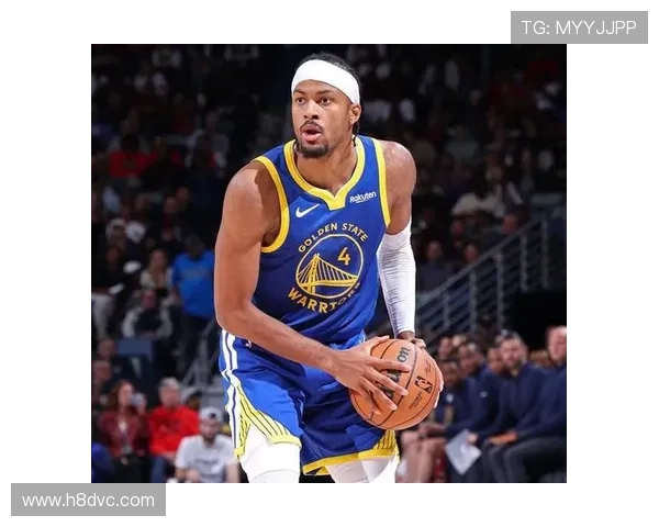 库里砍28分勇士主场力克太阳拒绝逆转布克独得38分