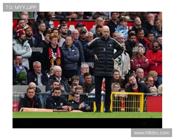 内维尔质疑曼联表现为何缺乏紧迫感与强度踢得如此缓慢